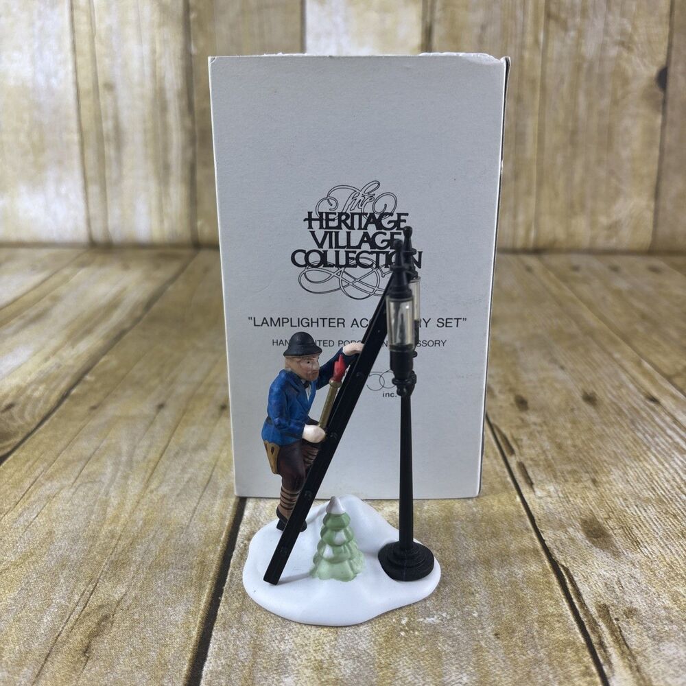 Department 56 Heritage Village Lamplighter Accessory Set Porcelain Boxed 5577-8